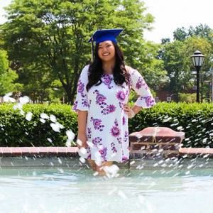 Meet your Posher, Angela!